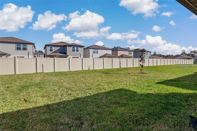 Building Photo - 30555 Thunderbird Dr