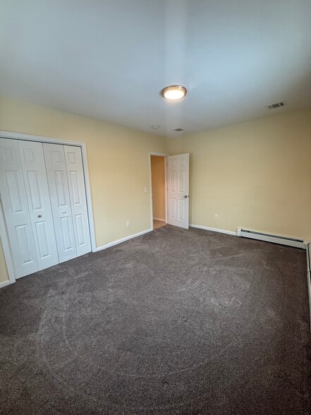 Building Photo - 7 Cortland St