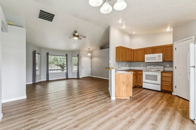 Building Photo - 12566 W Norristown St