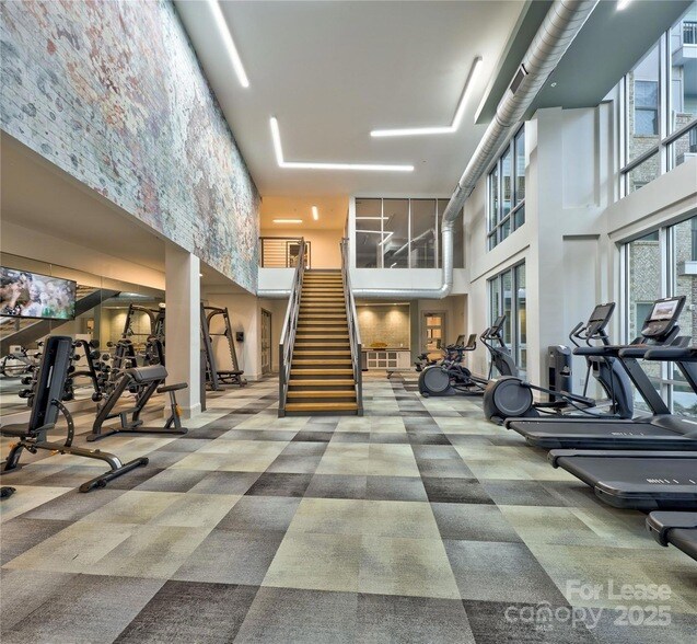 Building Photo - 8501 University Executive Park Dr