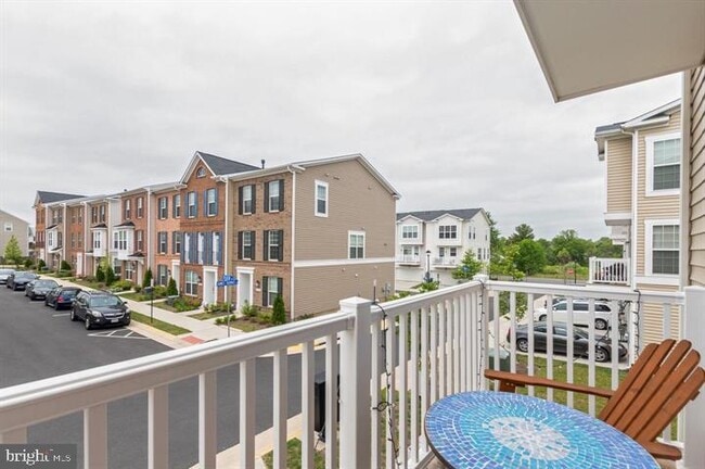 Building Photo - 46077 Hall Rd