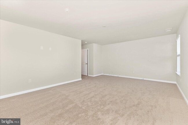 Building Photo - 461 Hanson St