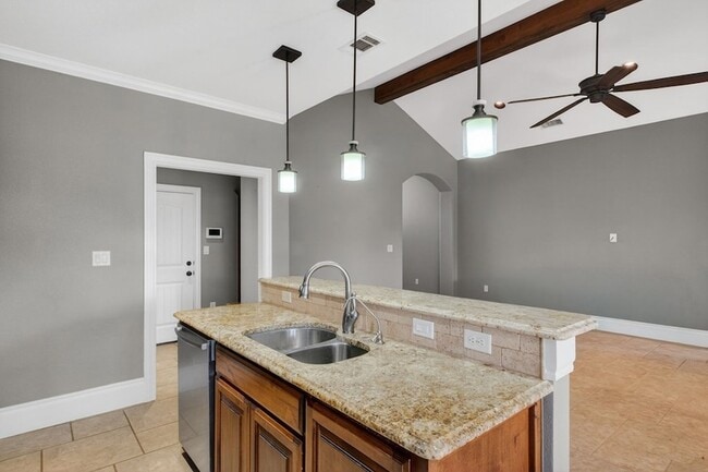 Building Photo - 1122 Porterfield Rd