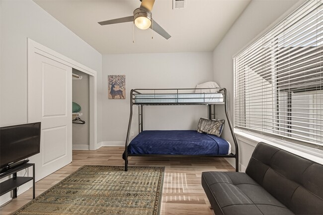 Building Photo - 6744 Del Rio St