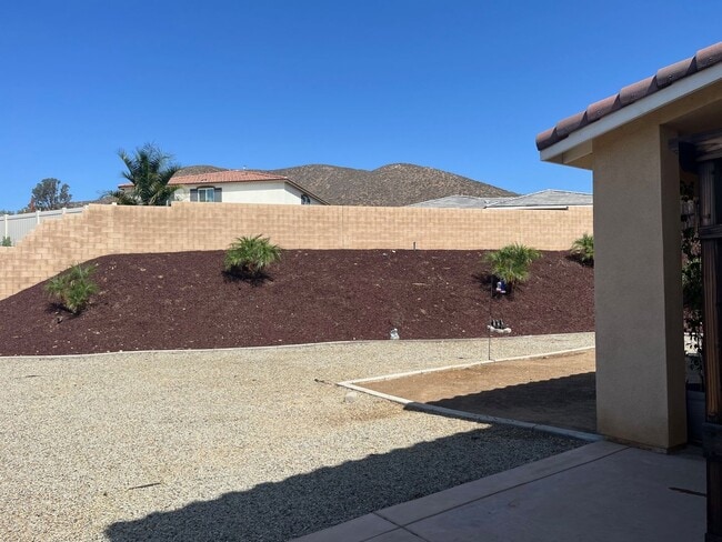 Building Photo - Menifee 5 Bedroom