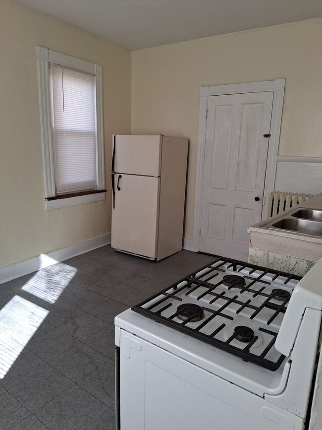 Building Photo - Bedford Habitat