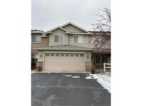 Building Photo - 860 Independence Dr