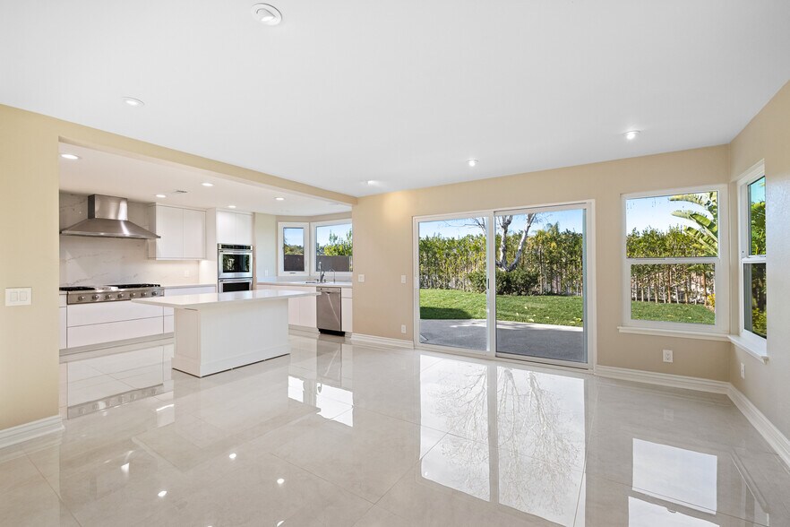 Building Photo - 24675 Vista Cerritos