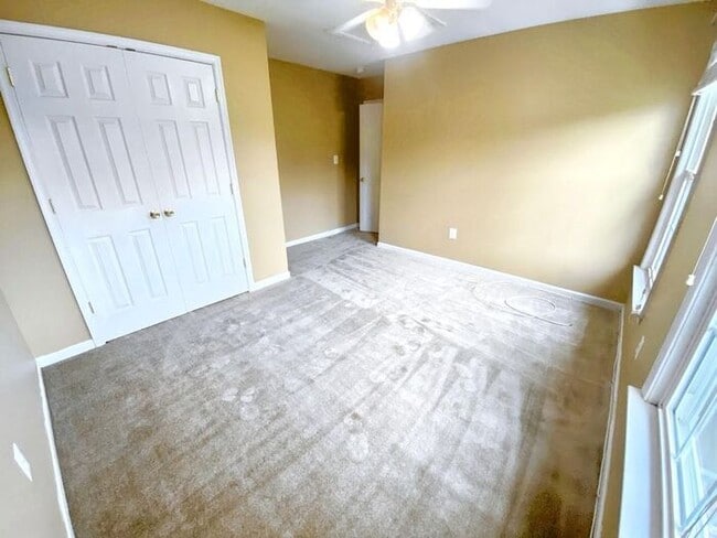 Building Photo - 10104 Terrace Ct