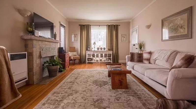 Living room - 1531 S Ogden Dr