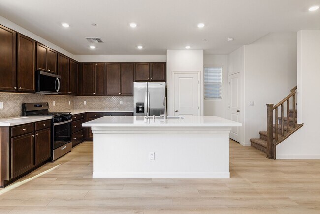 Building Photo - Brand New Home in the SW - 4 Bedrooms (One Down) + Loft