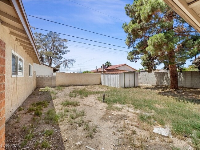Building Photo - 2375 Marion St