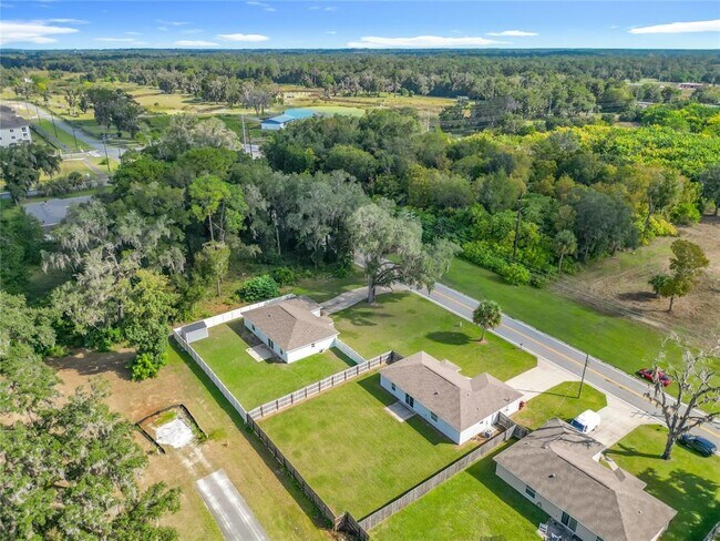 Building Photo - 1954 NW 21st Ave