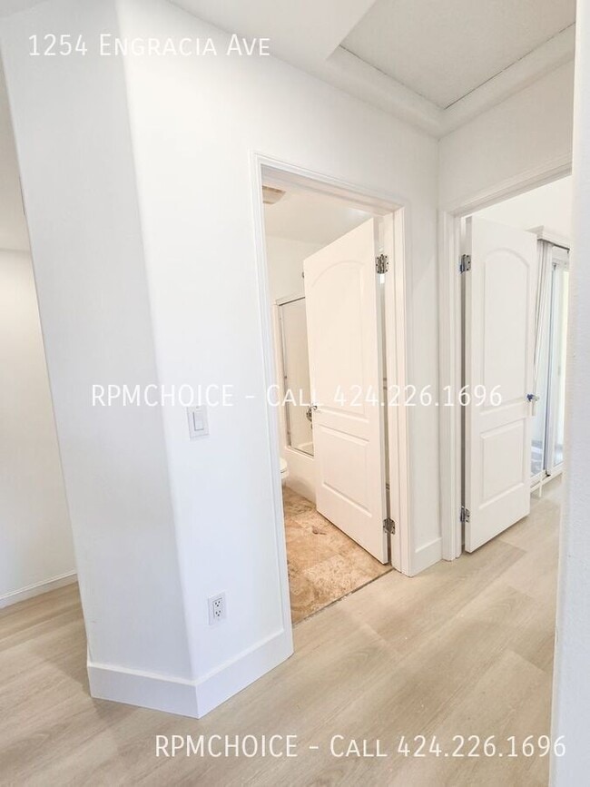 Building Photo - 1254 Engracia Ave