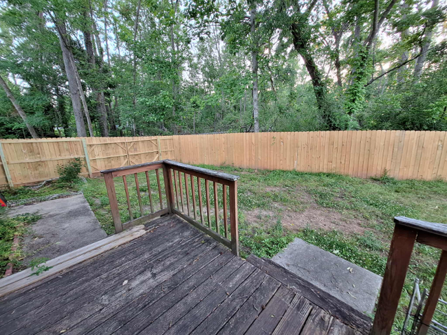 Building Photo - 4331 Roswell Dr