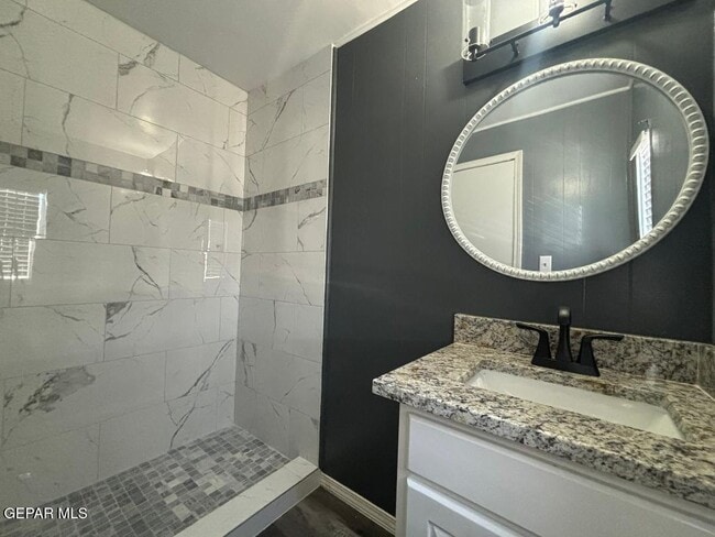 Building Photo - 228 Territory Dr