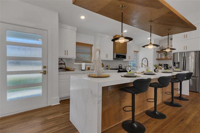 Building Photo - 1237 Airline Dr