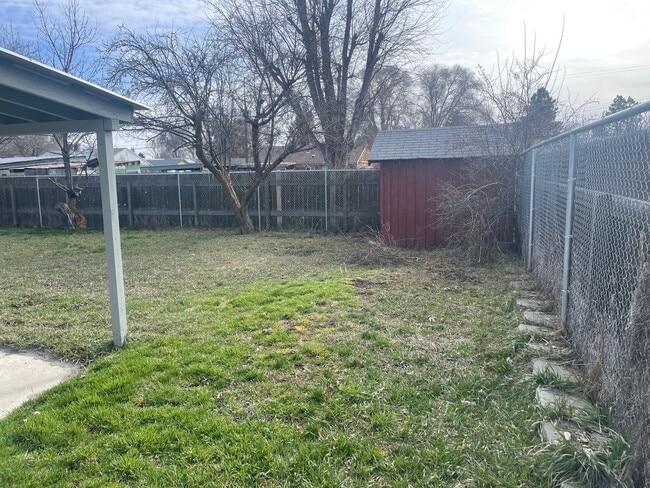 Building Photo - Beautiful 3 Bed 1.5 Bath House