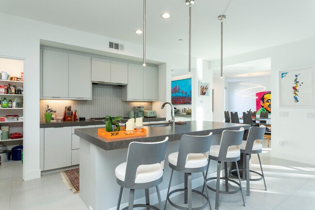 Building Photo - 4962 Frey Way