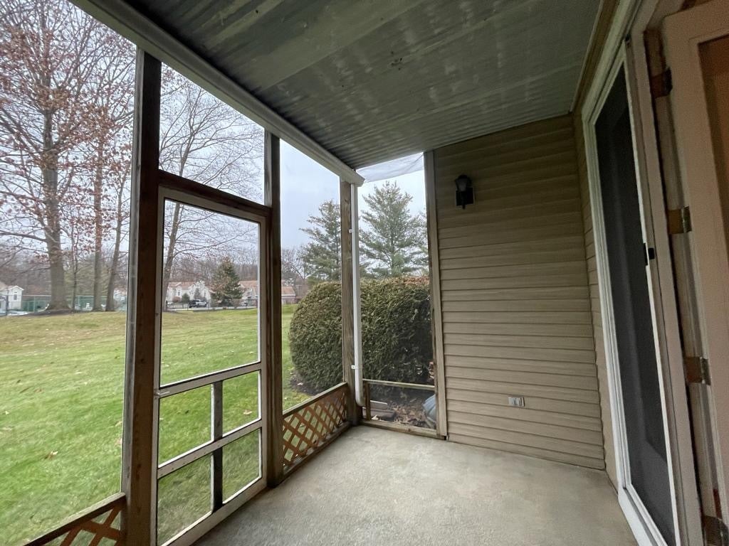 Building Photo - 4803 Foxwood Dr S