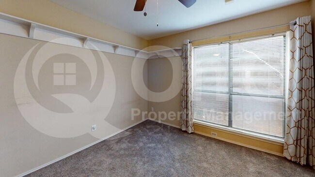 Building Photo - 6708 Roman Ct