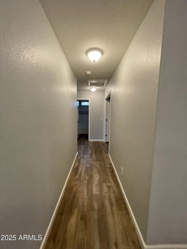 Building Photo - 2640 E Indian Wells Pl