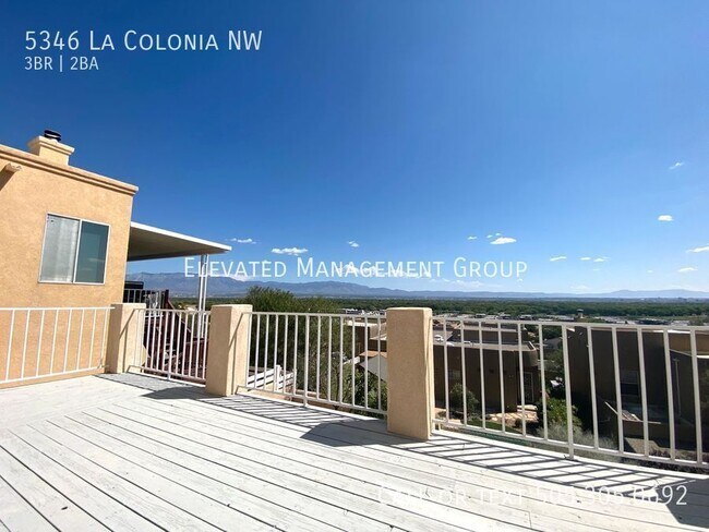 Building Photo - 5346 La Colonia Dr NW