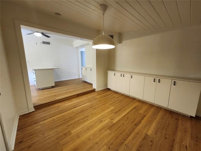 Building Photo - 1508 E Fern Rd