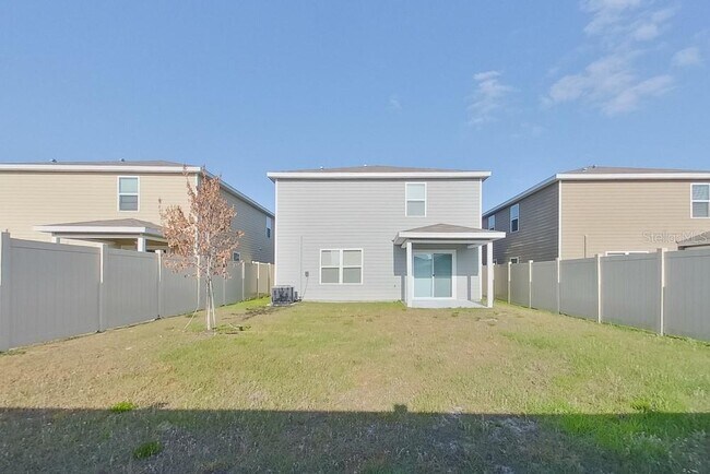 Building Photo - 8696 SW 44th Ct