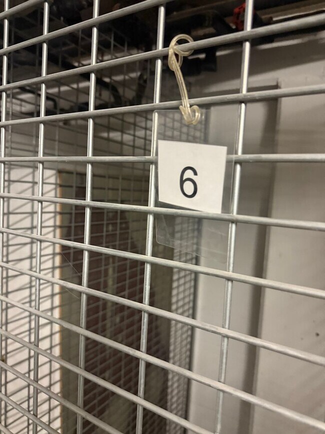 Building Photo - Fantastic Studio in The Metropolitan Condos