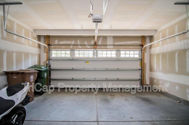 Building Photo - 1012 Laurel Twist Rd