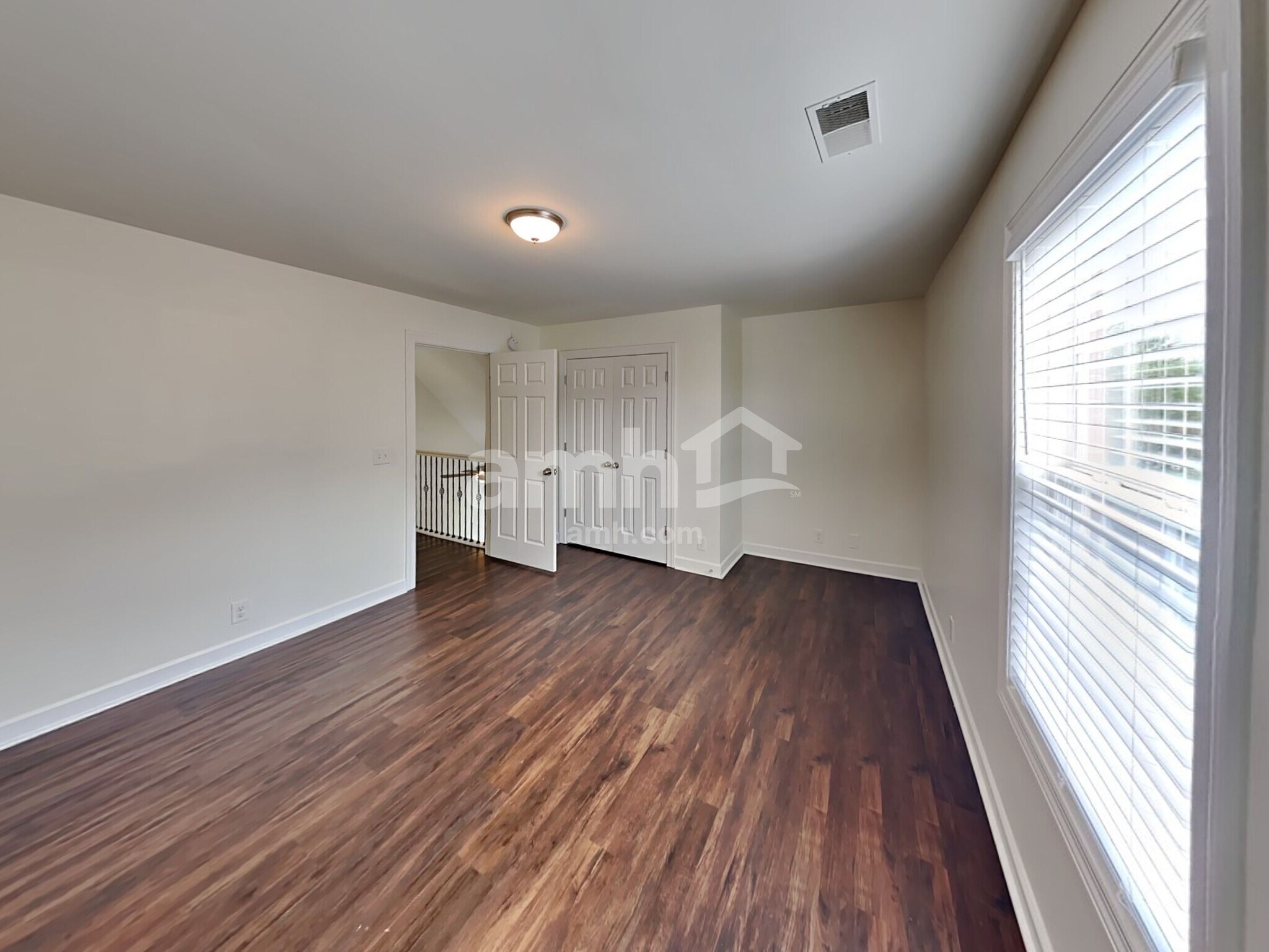 Building Photo - 3043 Holderwood Dr