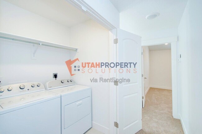 Building Photo - 1731 Jadeite Ln