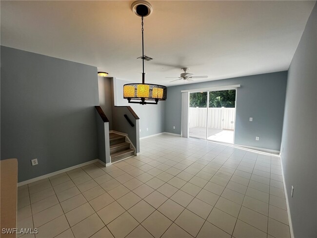 Building Photo - 3624 Pine Oak Cir