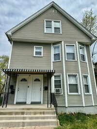 Building Photo - 61 Fairfield St