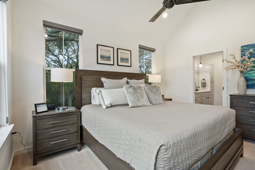 Building Photo - 3809 Valley View Rd