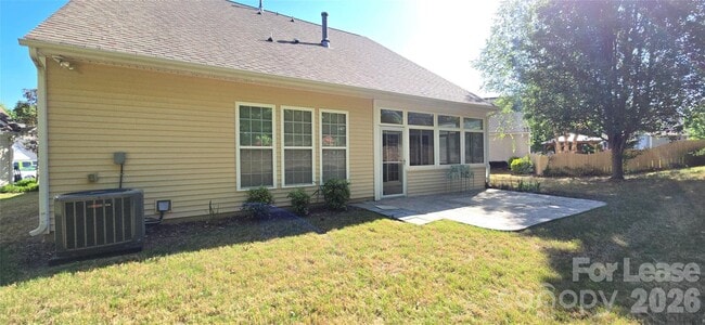 Building Photo - 12051 Dunipace Ct