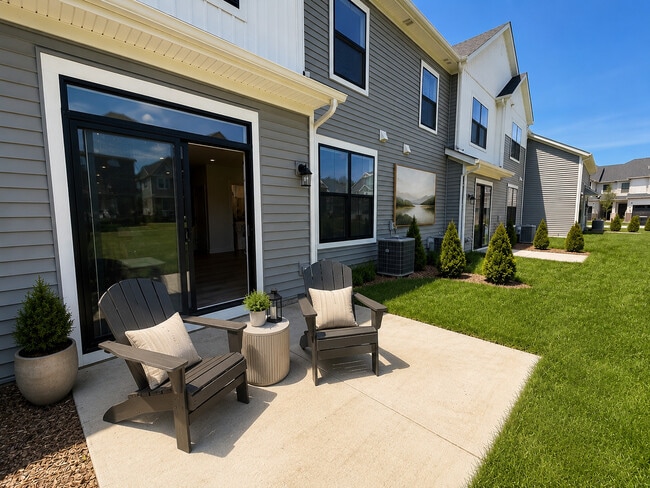 Building Photo - 8545 Chadwick Ct
