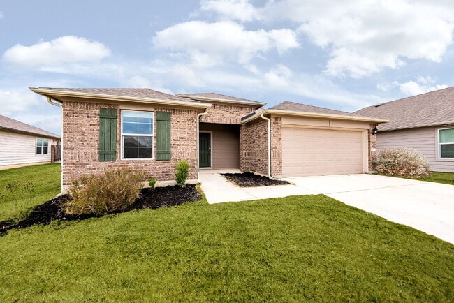 Building Photo - 1 MONTH FREE RENT WITH 18 - 24 MONTH LEASE!!! AVAILABLE THROUGH MARCH ONLY!