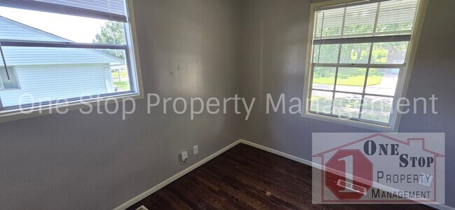 Building Photo - 8408 E 93rd Terrace