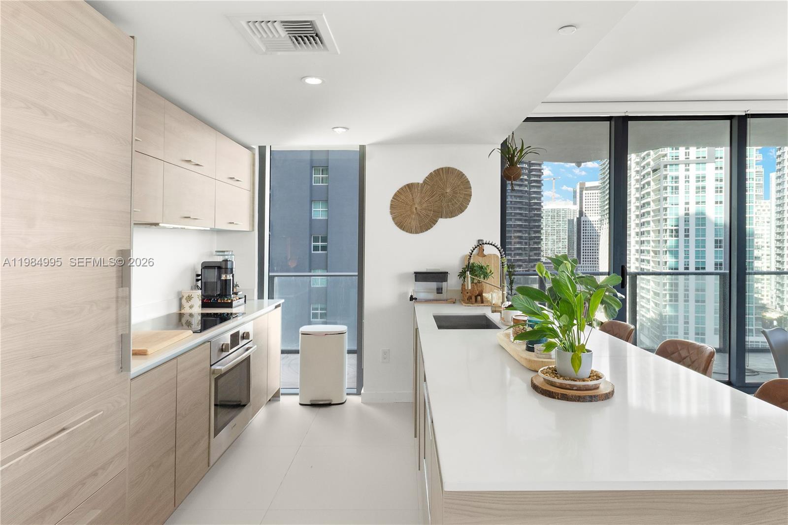 Building Photo - 1300 S Miami Ave