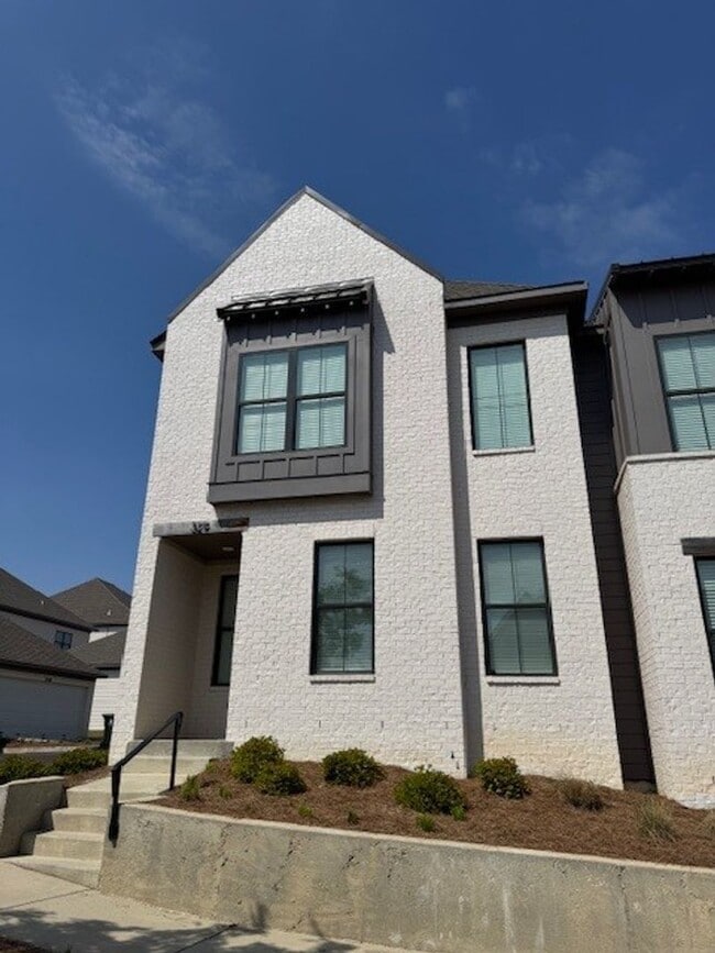 Primary Photo - 3BR/3.5BA For Rent