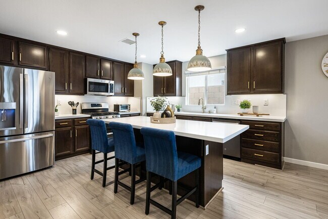 Building Photo - 84131 Azzura Way