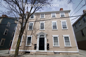 Building Photo - 84 Transit St