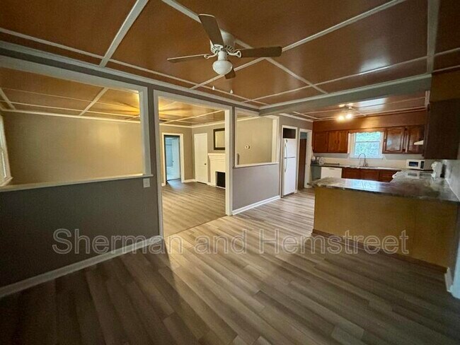 Building Photo - 1508 Heard Ave