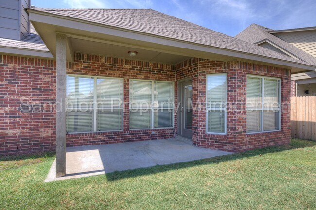 Building Photo - 3295 S 204th E Ave