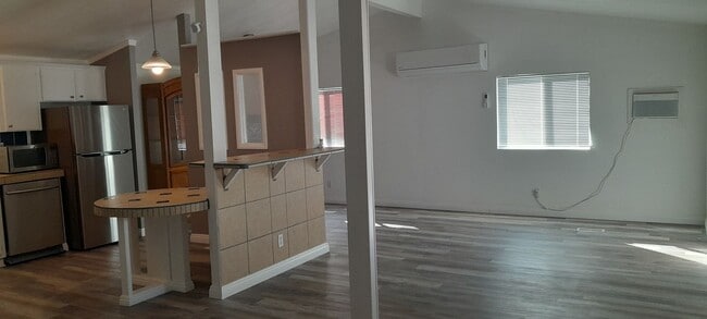 Building Photo - 3 Bedroom/2 Bath For Rent...$1700 Monthly Rent & $1700 Security Deposit Available NOW