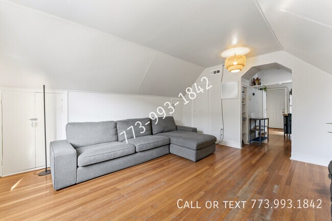 Building Photo - 3658 W George St