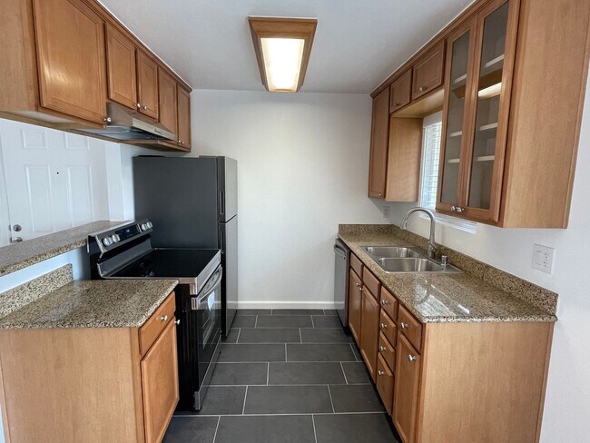 Building Photo - 6333 College Grove Way
