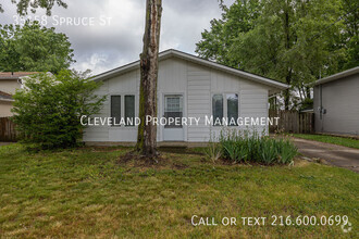 Building Photo - Renovated North Ridgeville Home